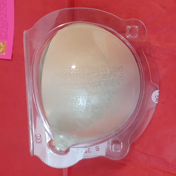 NIB Featherlite push up Size B - Picture 5 of 5